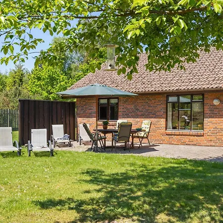 Prázdninový dům Amazing Home In Vaeggerlose With Sauna Væggerløse