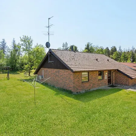 בית נופש Vildrosevej Vaeggerlose Ix *